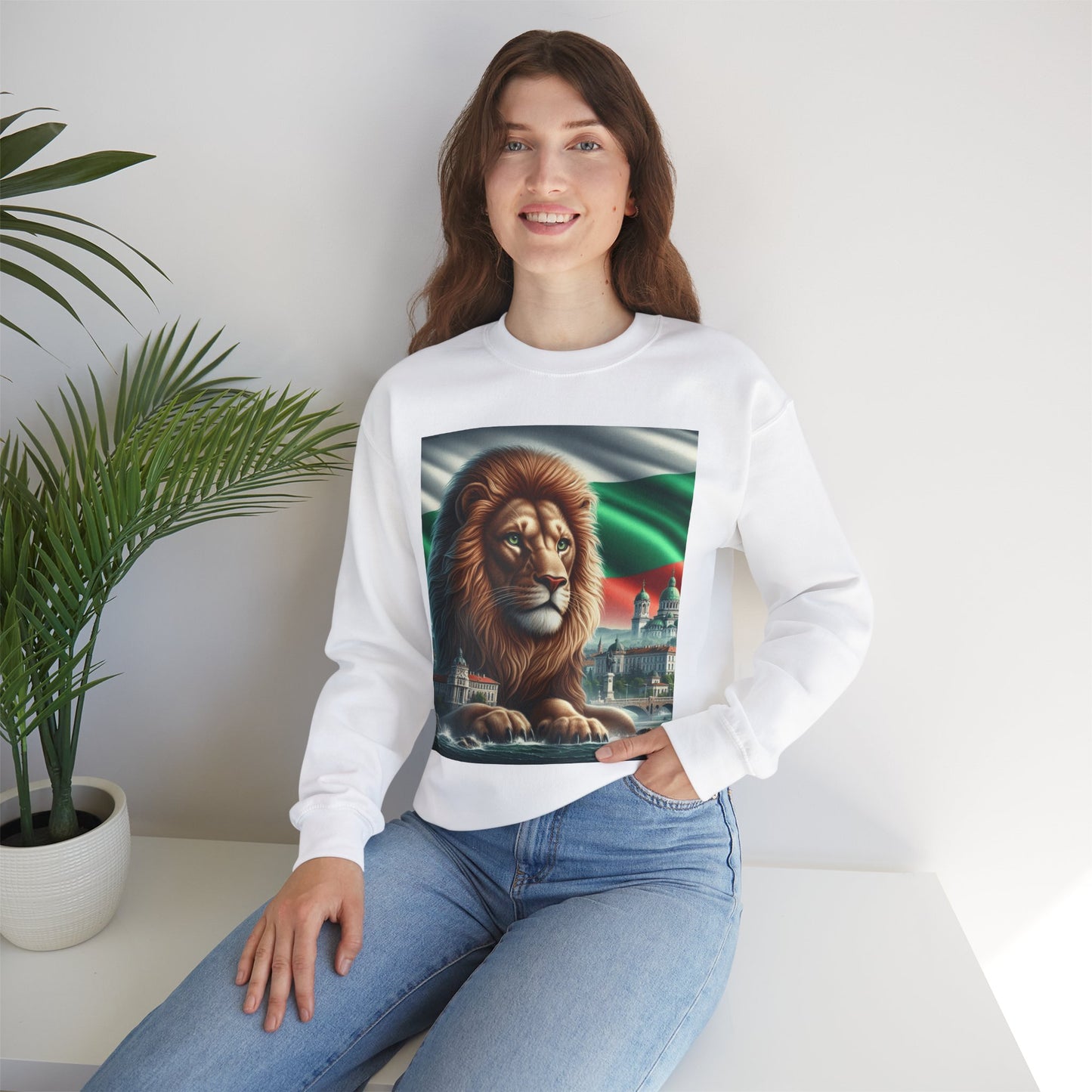 Majestic Lion Sweatshirt - Unisex Heavy Blend™ - Perfect for Animal Lovers