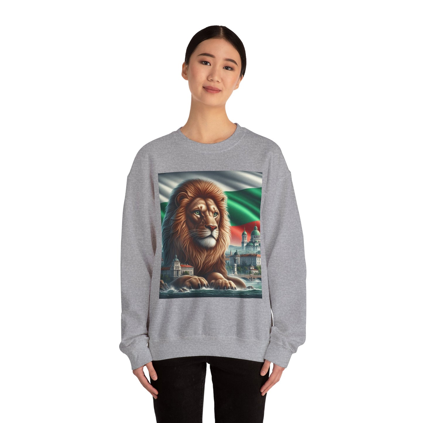 Majestic Lion Sweatshirt - Unisex Heavy Blend™ - Perfect for Animal Lovers